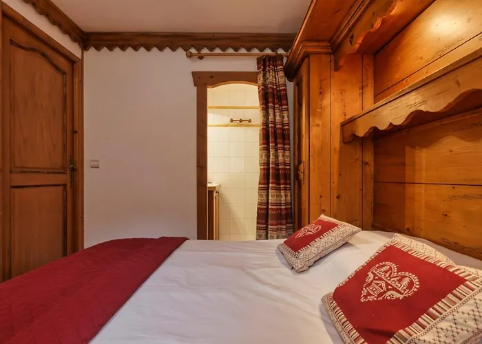 Apartament Grepon -city Center - Free Swimming Pool, Sauna, Gym - Free Parking - By Cozee Chamonix