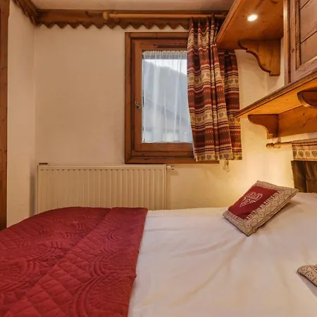 Grepon -city Center - Free Swimming Pool, Sauna, Gym - Free Parking - By Cozee Apartment Chamonix